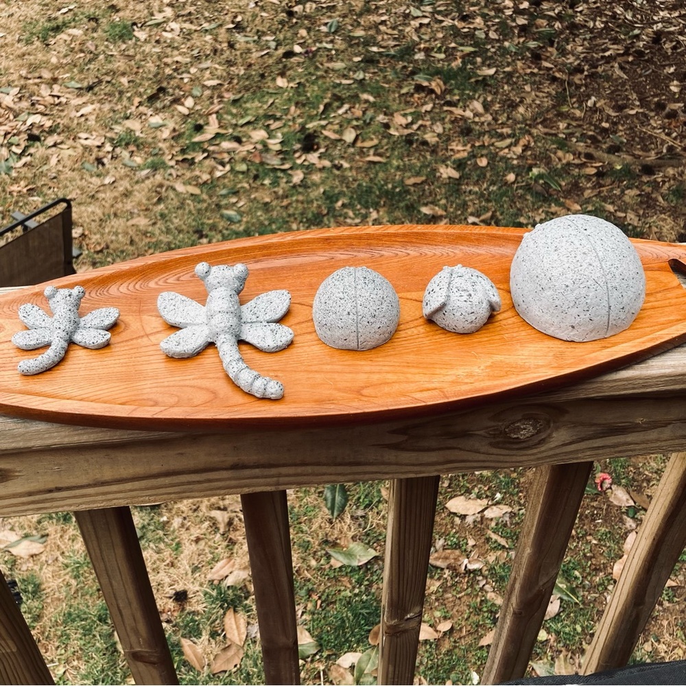 Garden Ladybugs and Dragonflies Indoor or Outdoor Resin Decor by Hearth Song - Picture 4 of 14